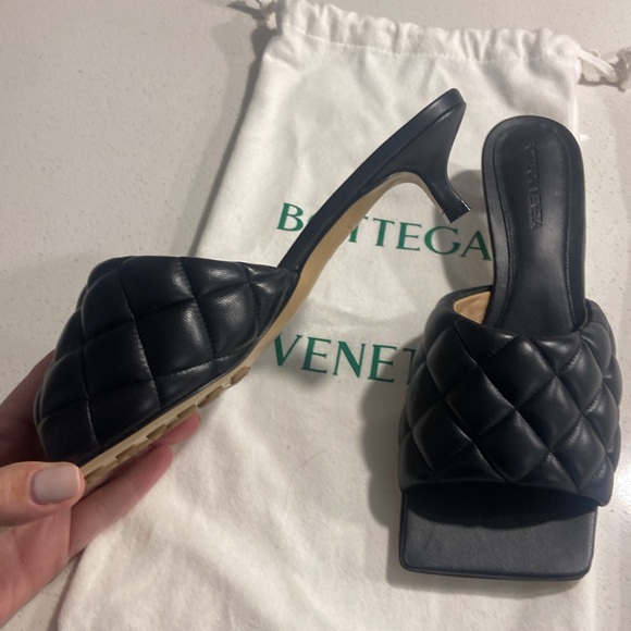 Bottega Veneta Padded Mule NEVER WORN! - Picture 5 of 5